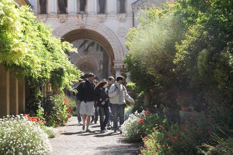 Cluédo Géant : énigme criminelle