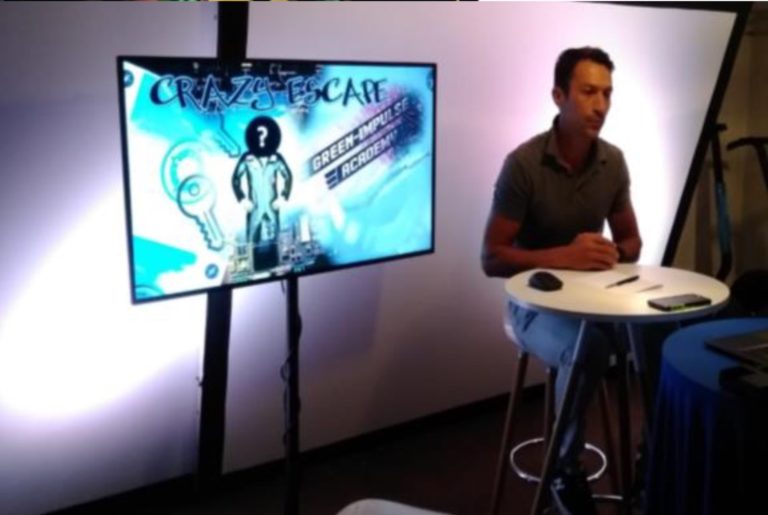 am building à distance - Crazy Escape Virtuel - #Stay@Home