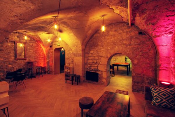Paris Clandestin