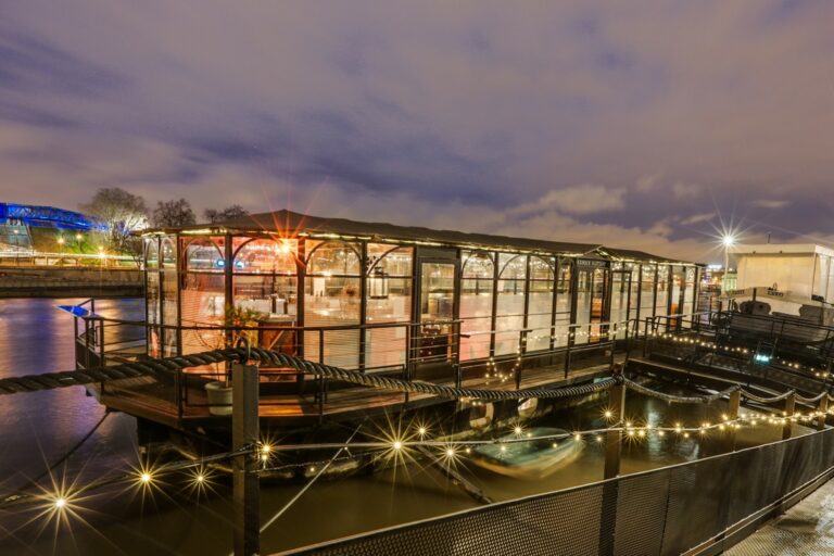 Le Kiosque Flottant