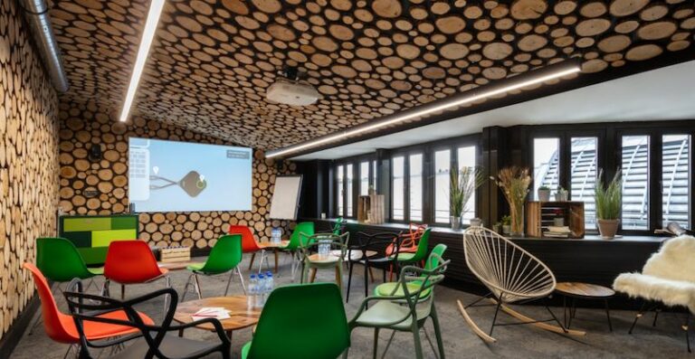 Comet Place des Victoires