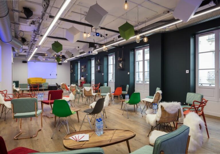 Comet Place des Victoires