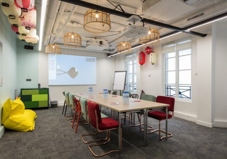 Comet Place des Victoires